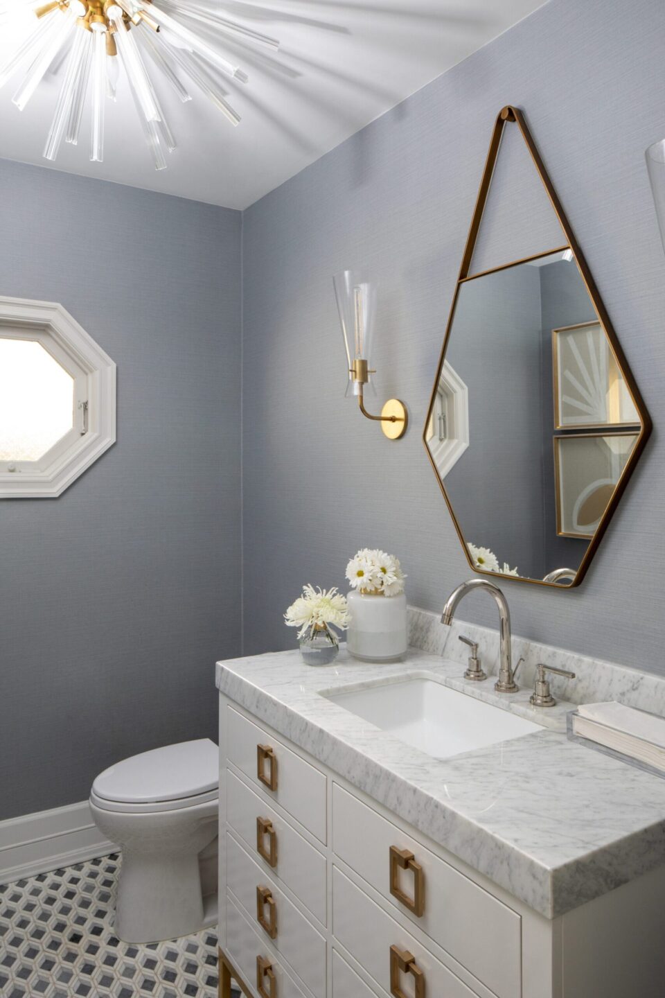 Bathroom Design With Hexagon Mirror