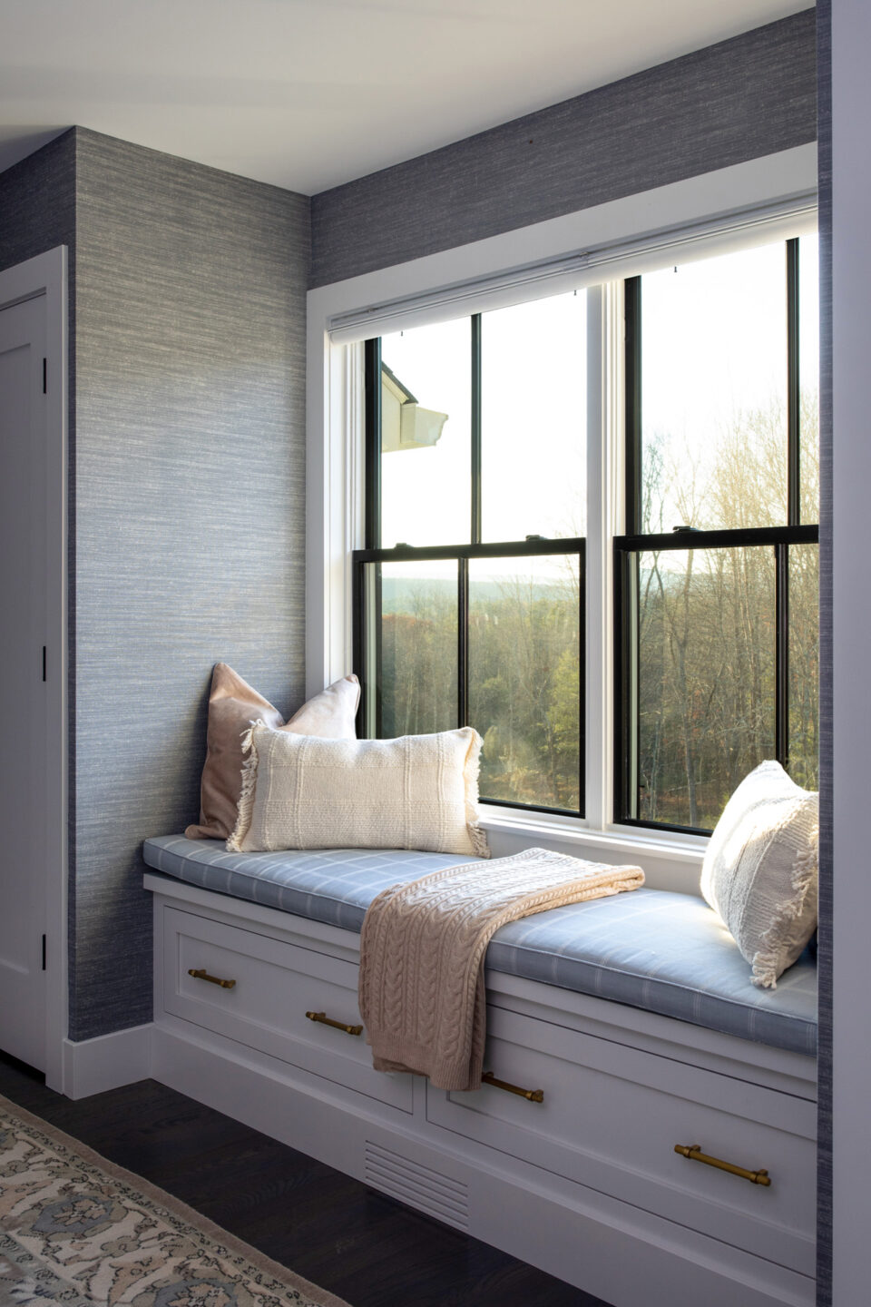 Built In Bench Seat In Window