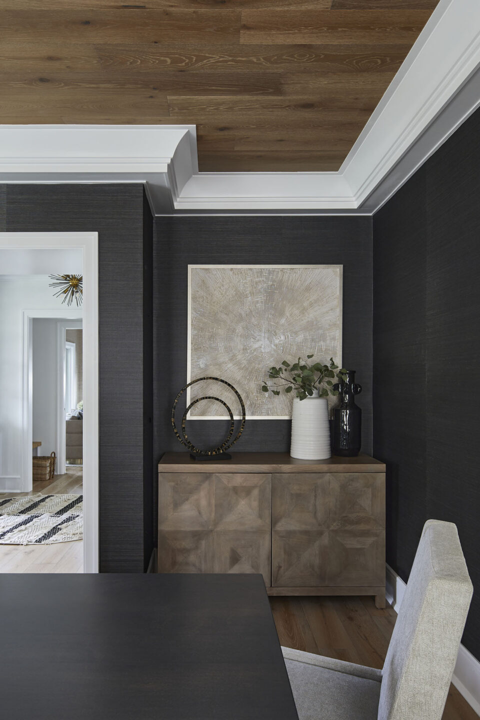 Dining Room Interior Design Wood Ceiling