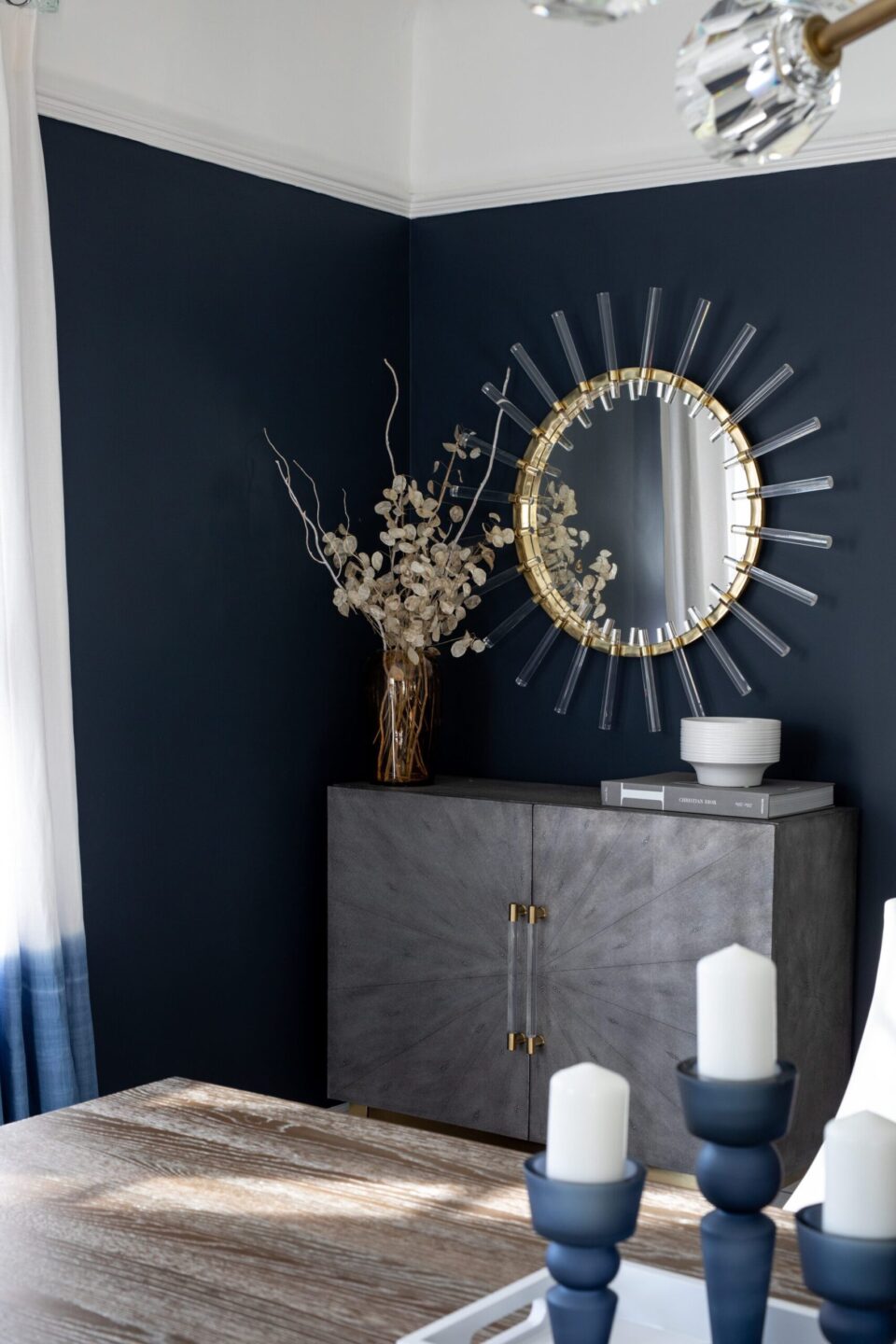 Dining Room Round Mirror And Vase