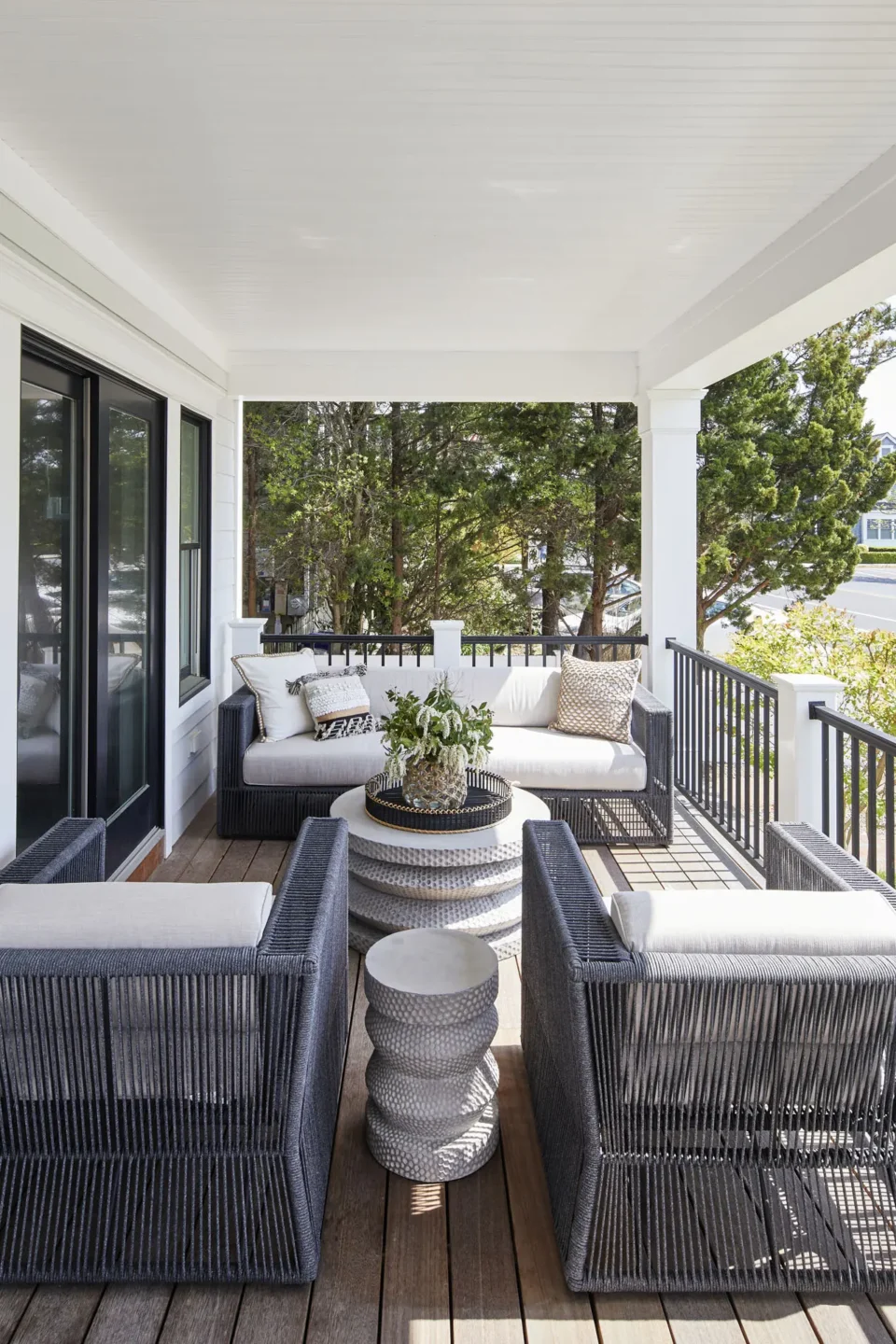 Front Porch Furnishings Sofa Accent Chairs