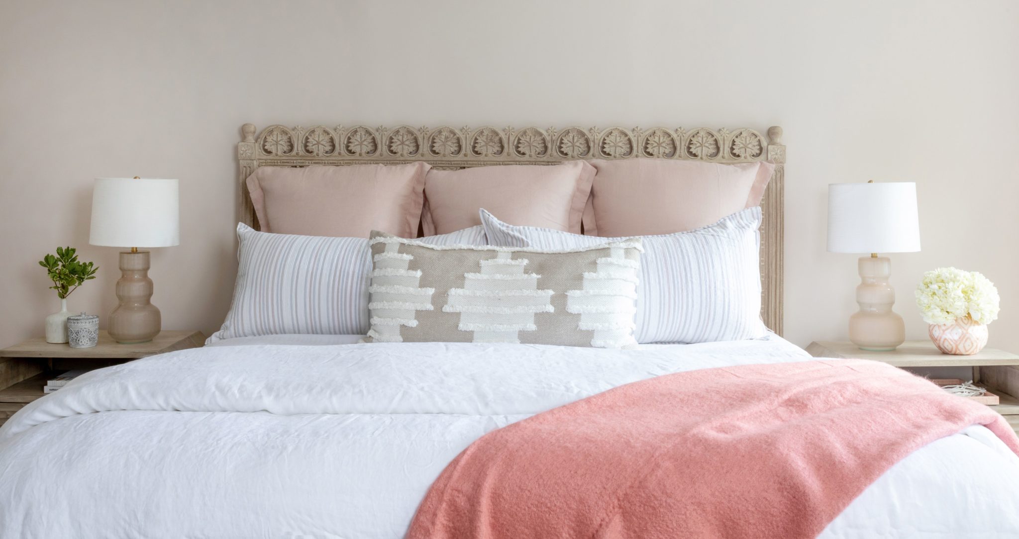 K+co Living Bedroom Bed Detail