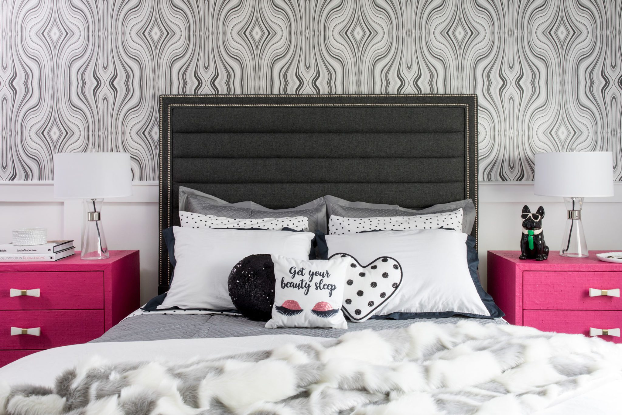 K+co Living Black And Pink Bedroom Interior Design