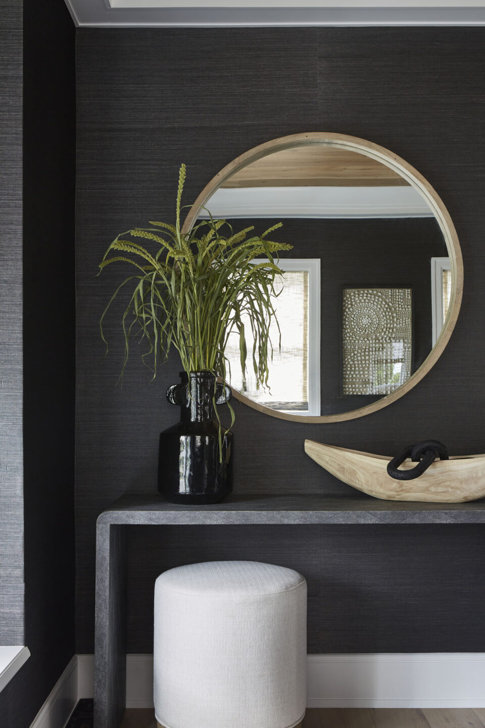 K+co Living Interior Design Sideboard Table With Round Mirror And Vase