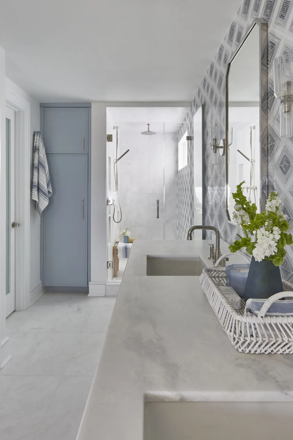 Primary Bathroom Interior Design Blue And White