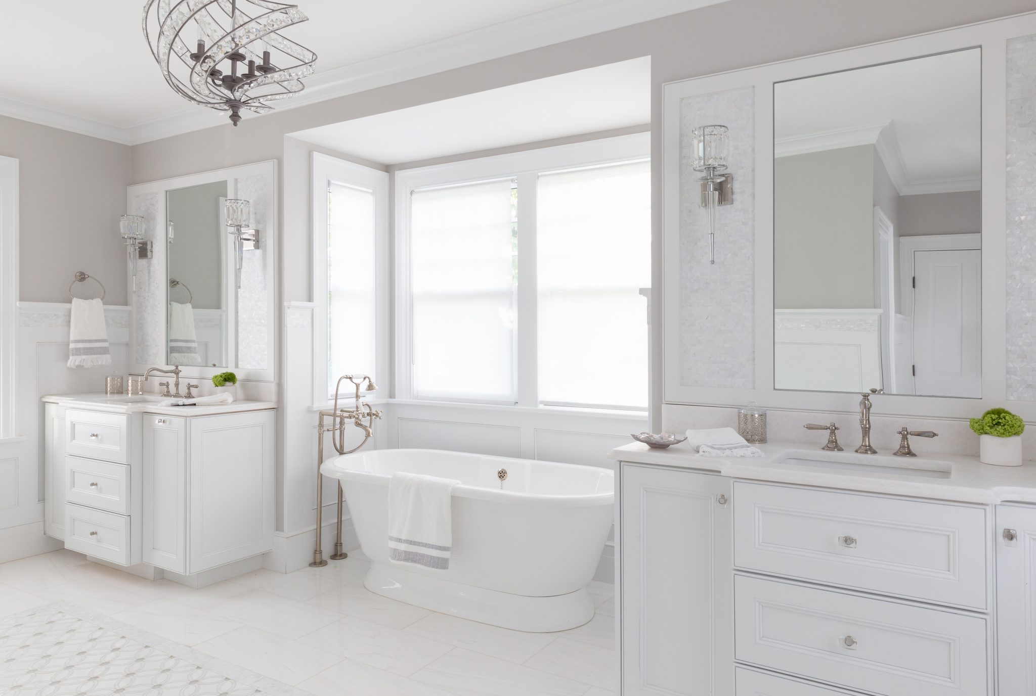 White Bathroom Design Primary Suite